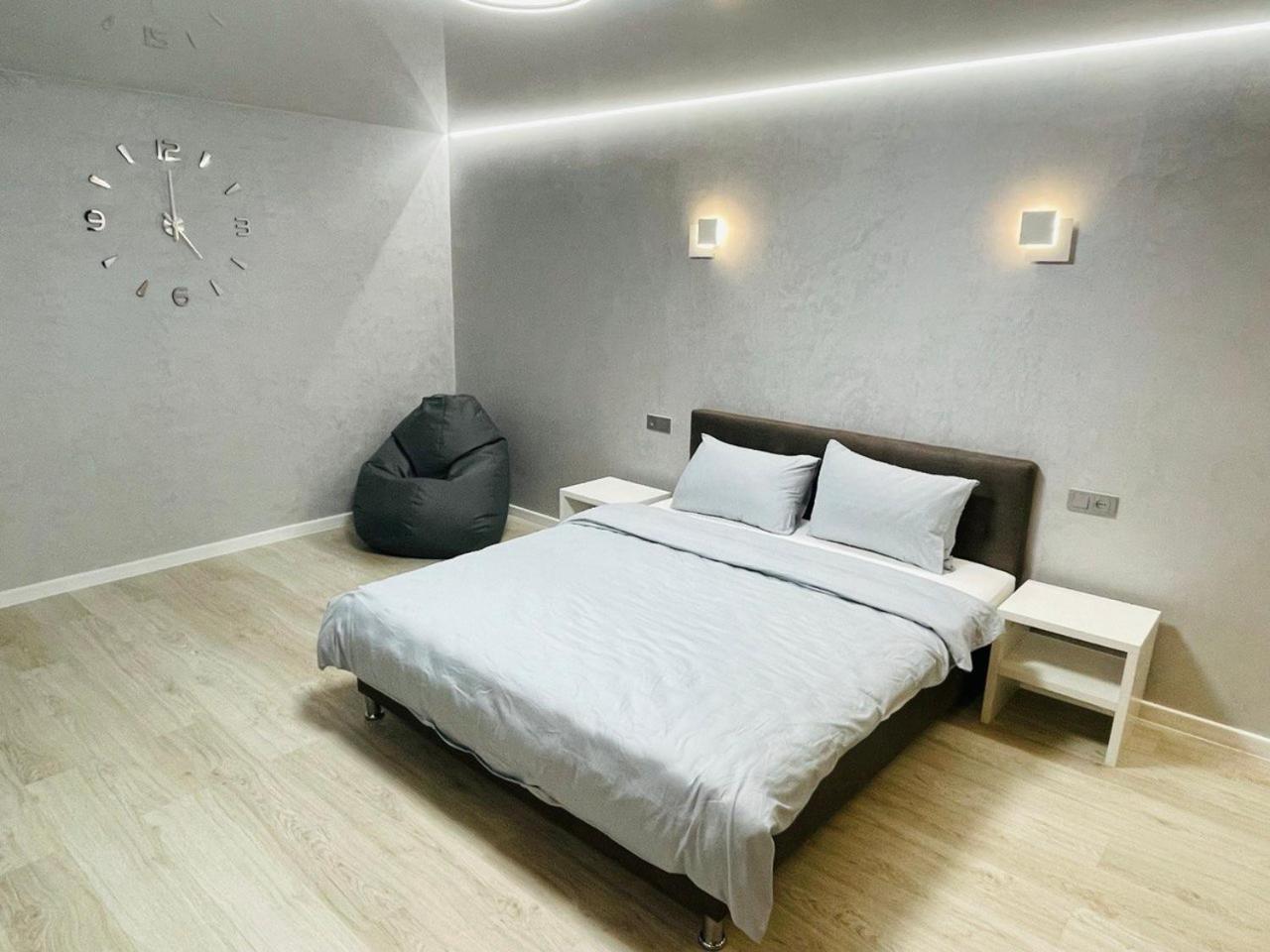 Apartcenter Vip в центре города Apartment Kryvyi Rih